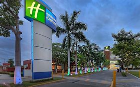 Holiday Inn Express Villahermosa, An Ihg Hotel